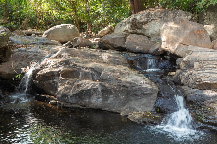 Kumbakkarai Waterfalls